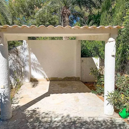 V57 Chalet Independiente Con Piscina Privada Дения