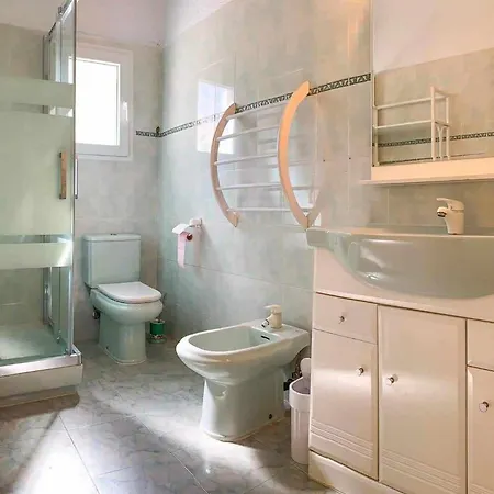 Вилла V57 Chalet Independiente Con Piscina Privada Дения
